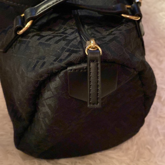 Tommy Hilfiger Handbag - Picture 5 of 13